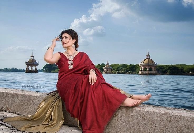 Inspiring Saree Captions For Cute Girls